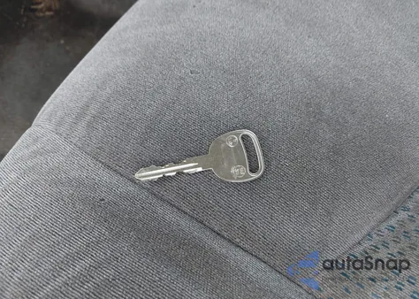 2005 Chevrolet Silverado 1500 Ls z USA, uszkodzony, nr VIN 2GCEC13T451112028